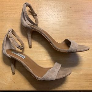 Tan suede Steve Madden heels